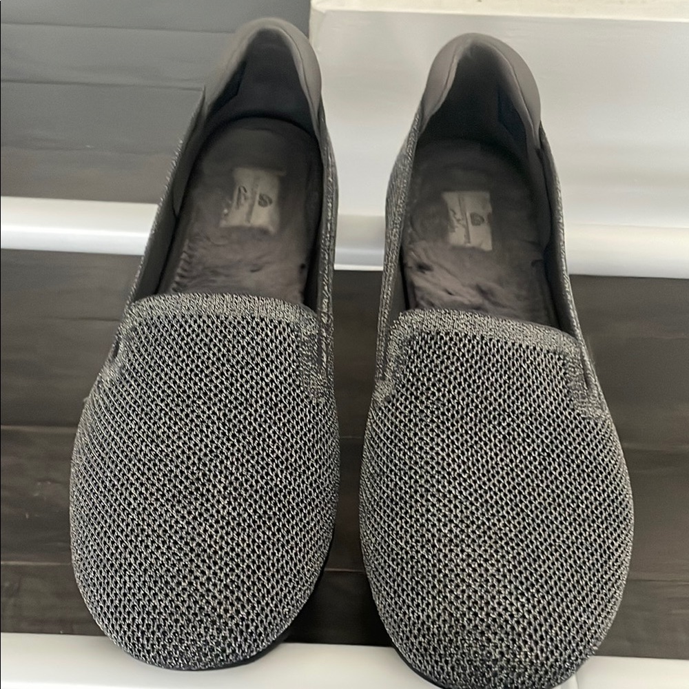 Clarks Shimmer Gray & Black Loafers with Plush Fury Insole Design- 2 Pair Bundle